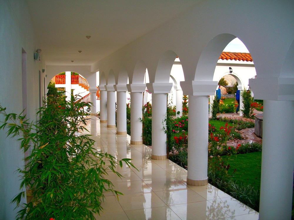 Hotel Agustos Urubamba Exteriér fotografie