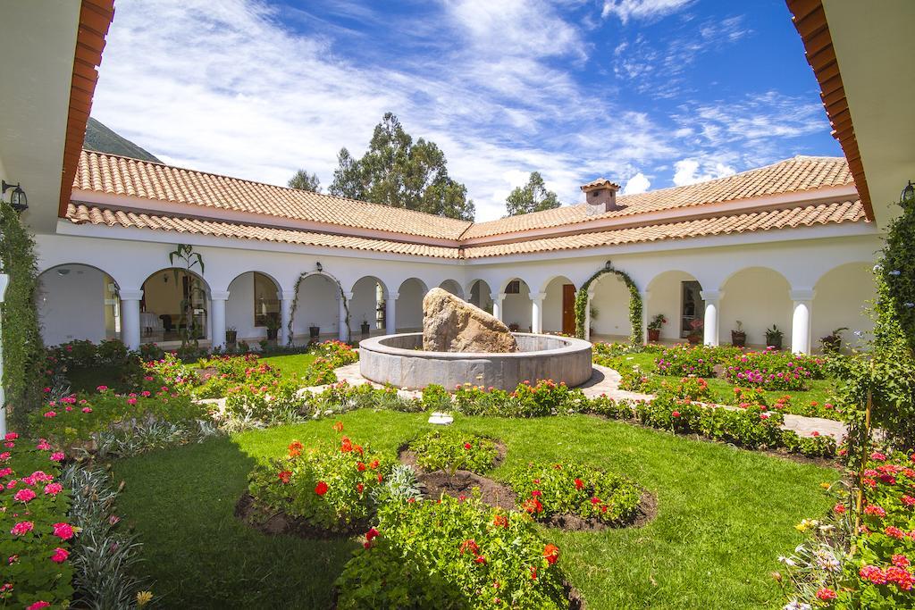 Hotel Agustos Urubamba Exteriér fotografie